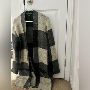Papa Vancouver Cardigan